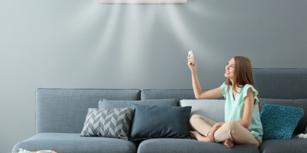 ¿Cuánto consume un aire acondicionado 8 horas? Calcula el gasto real
